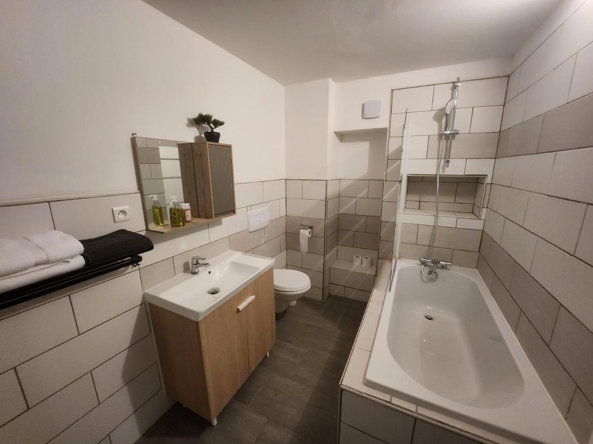 Spacieux 2 Chambres, Lumineux Bar-le-Duc Exterior photo